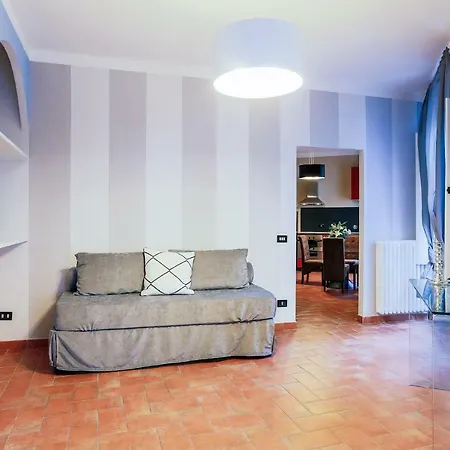 Romantic Flat